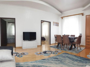 Nino's apartment-Isolated floor for rent